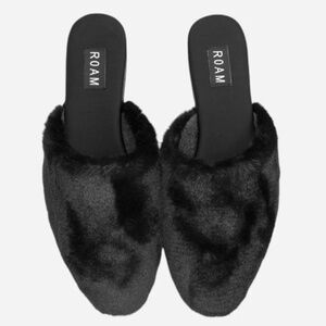 ROAM Cloud Mule Black Faux Fur Size 8 LIKE NEW